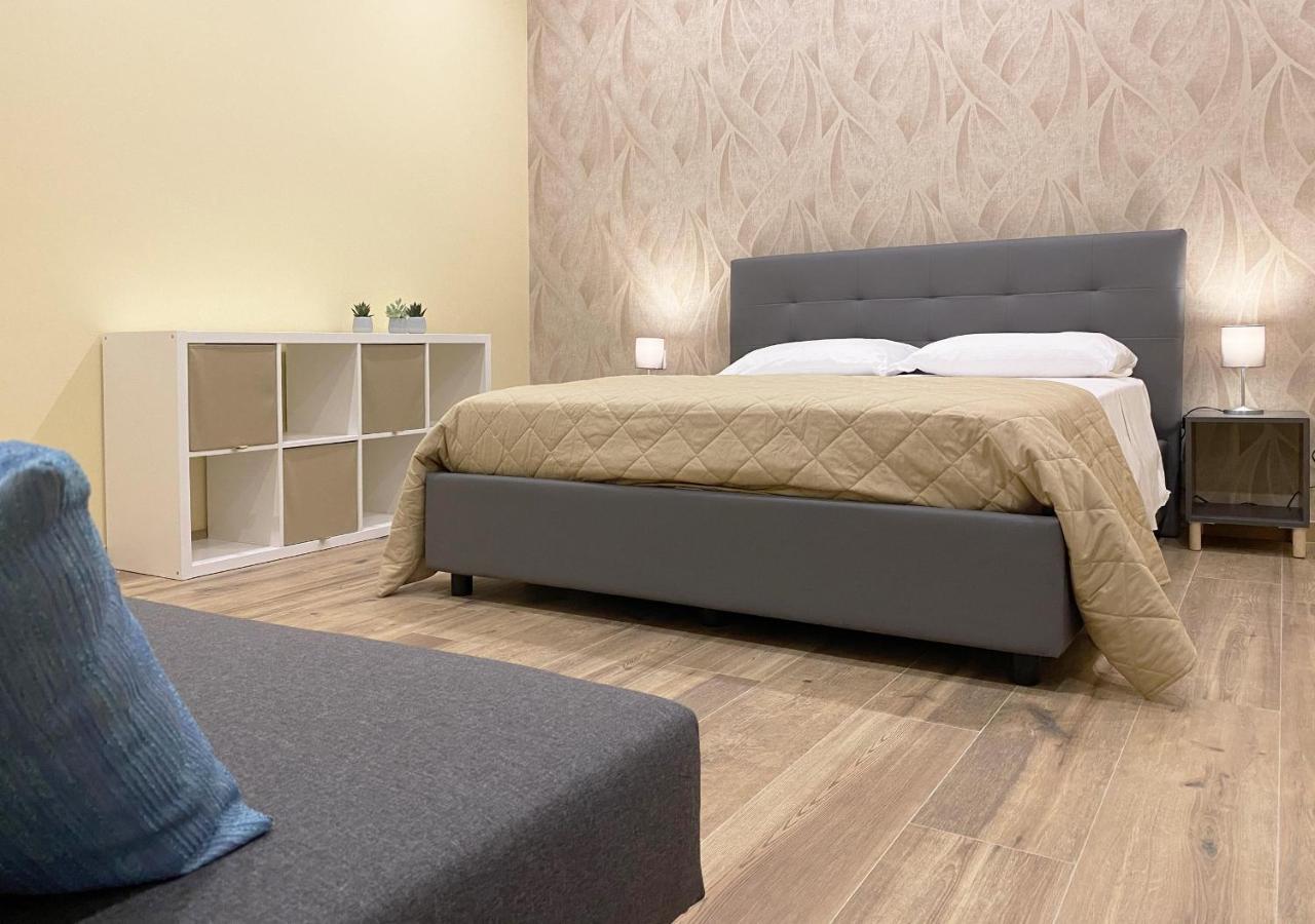 Sami B&B And Holidays Home Taranto Bagian luar foto