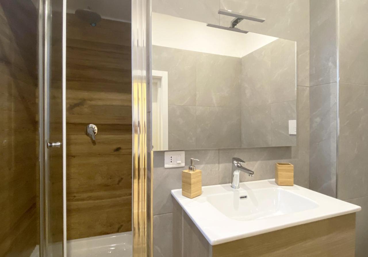 Sami B&B And Holidays Home Taranto Bagian luar foto