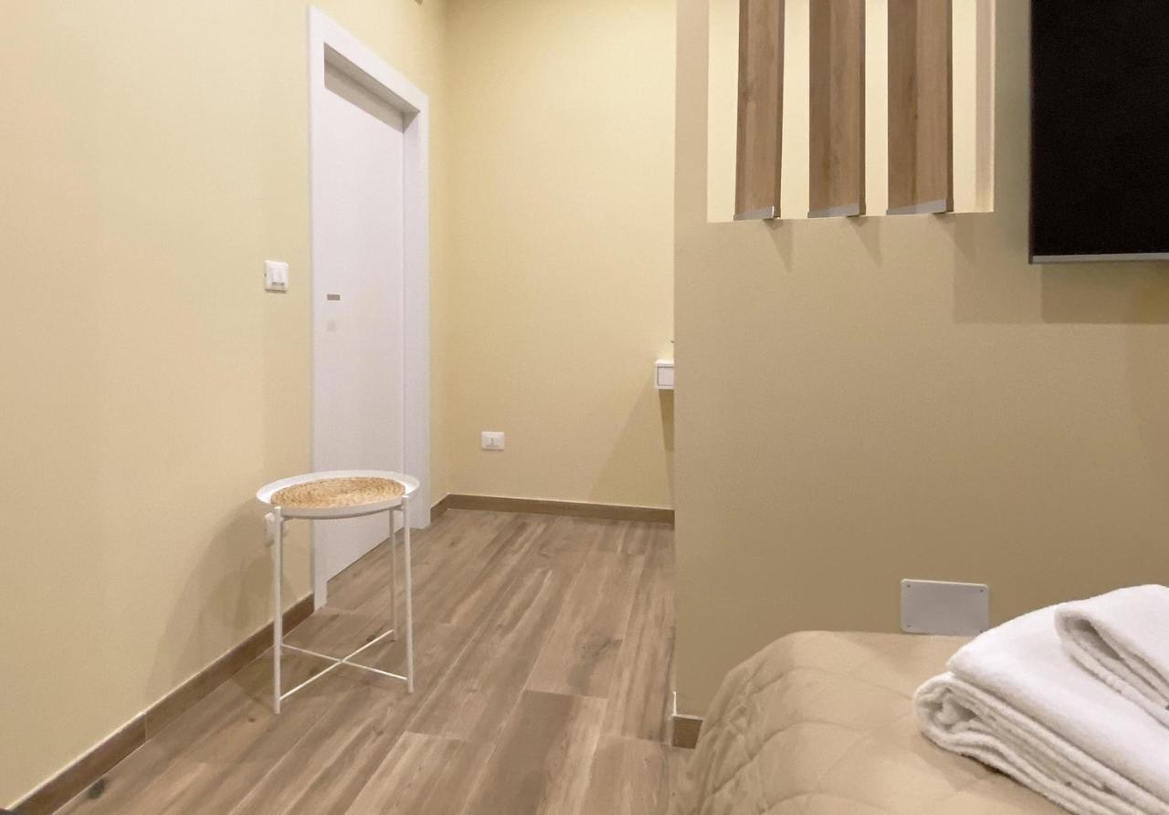 Sami B&B And Holidays Home Taranto Bagian luar foto