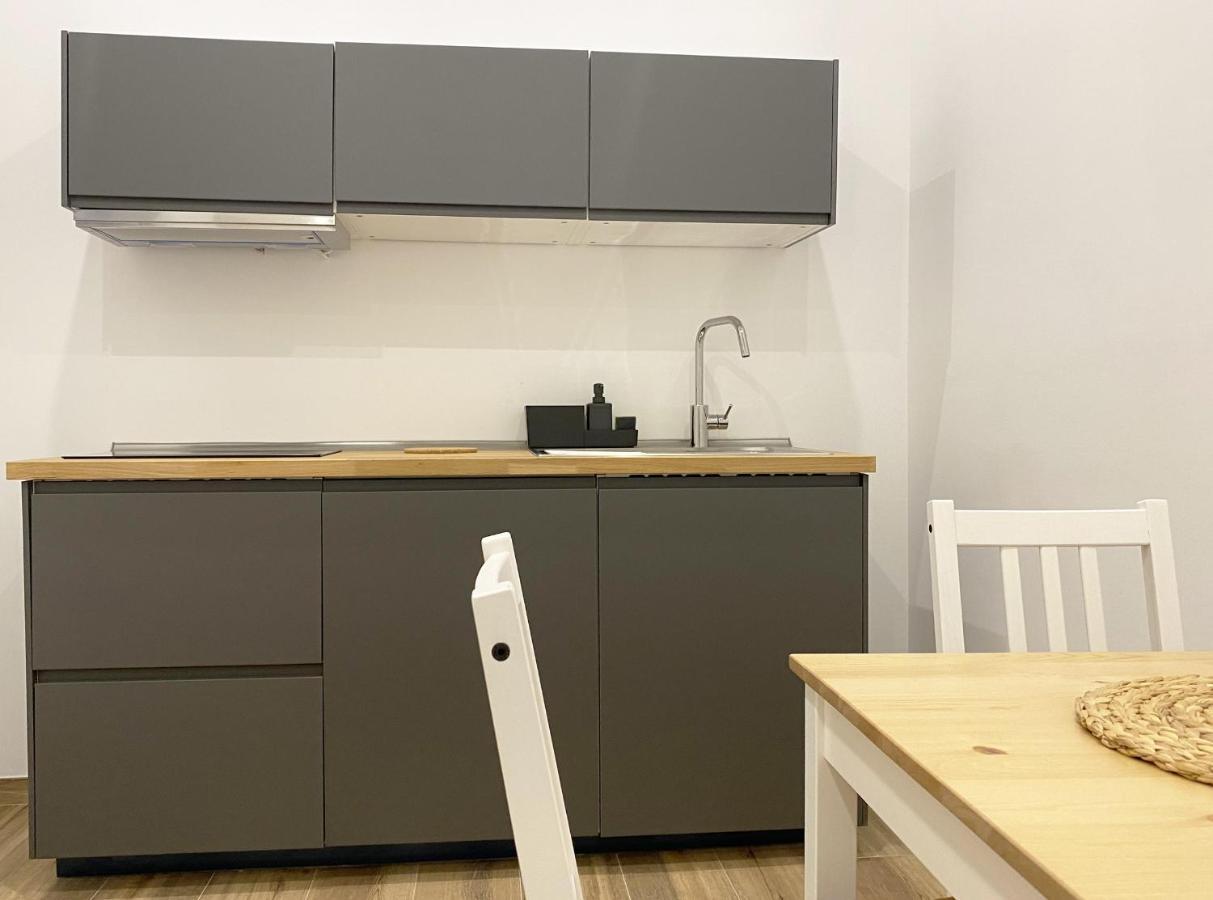 Sami B&B And Holidays Home Taranto Bagian luar foto