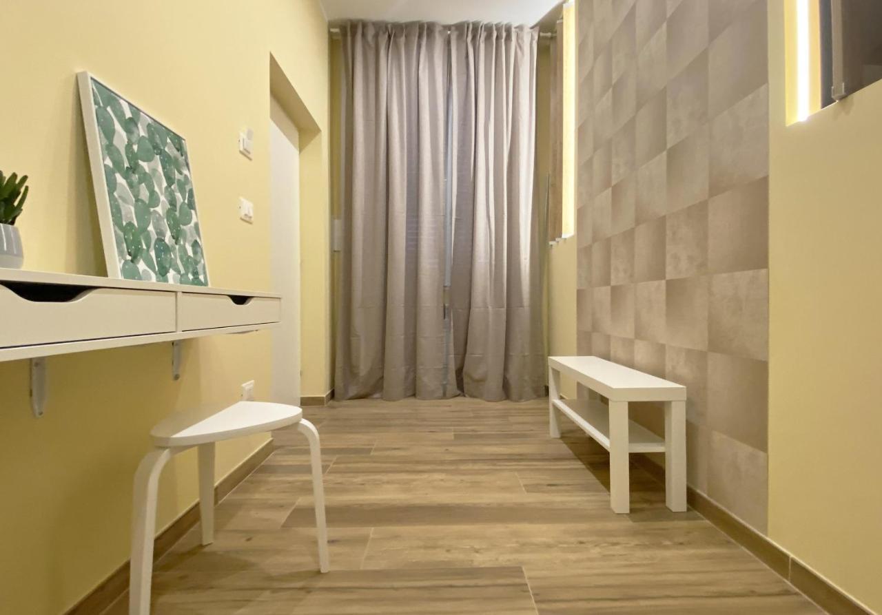 Sami B&B And Holidays Home Taranto Bagian luar foto
